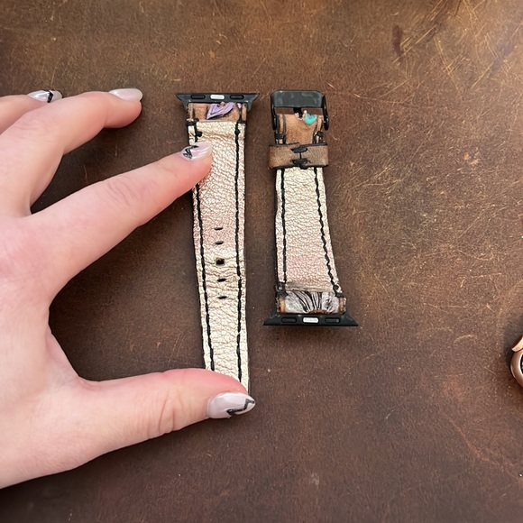 Tooled Leather Watchband. Floral. As is. Gently used. Apple I watch. 38/40mm - Picture 3 of 5